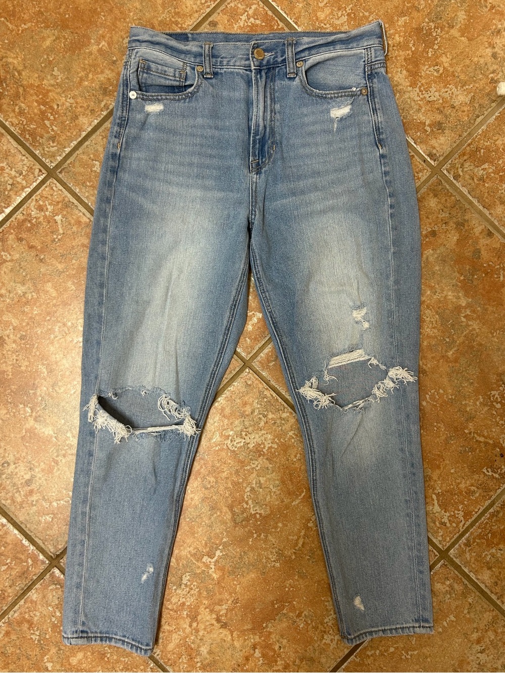 American Eagle Mom Jeans